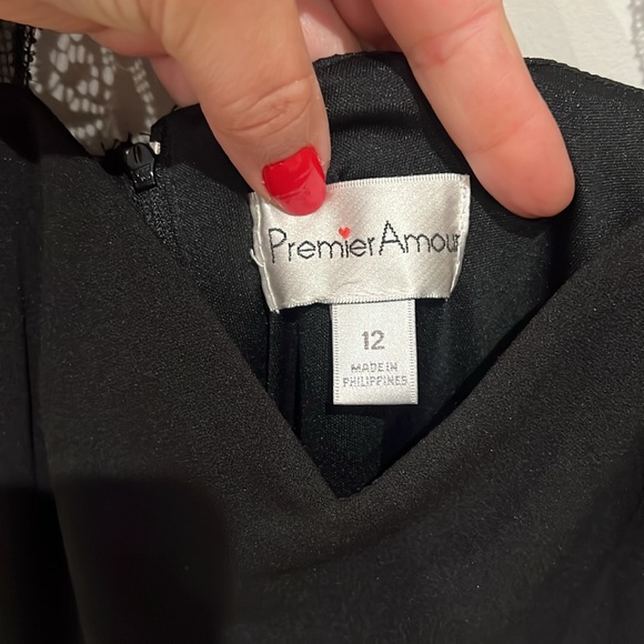 Premier Amour Black Dress - Picture 9 of 9